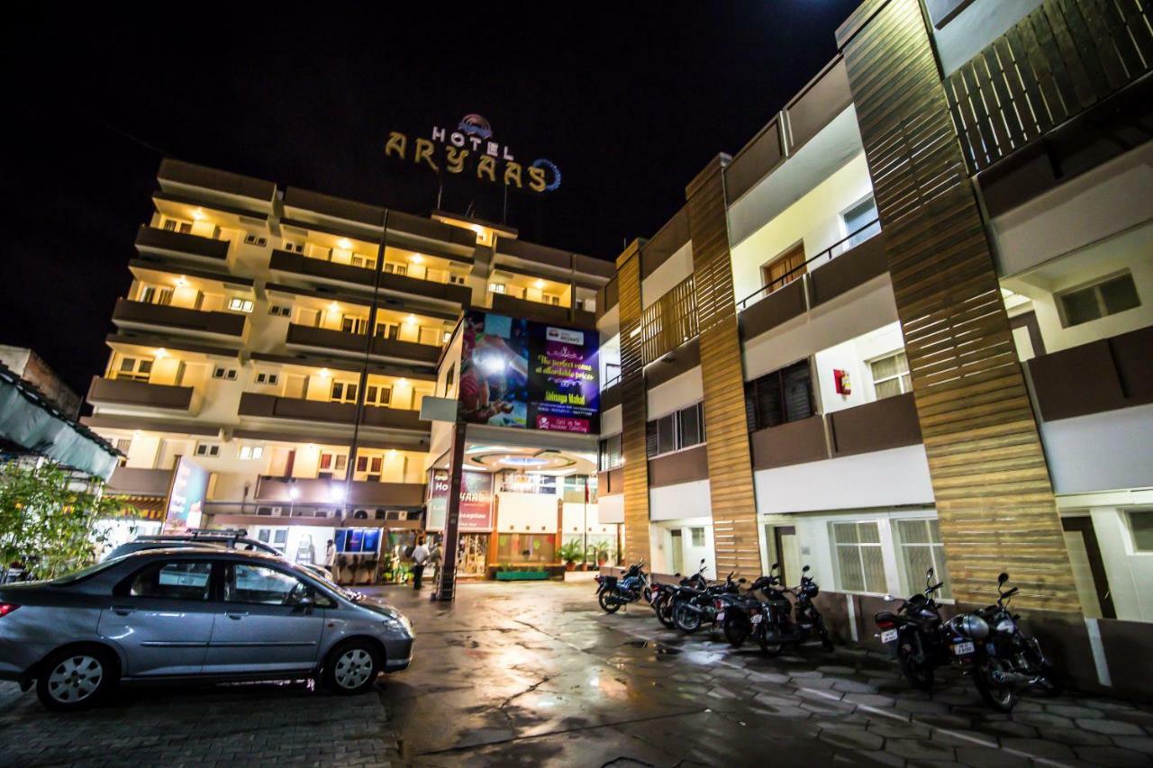 Hotel Aryaas Tirunelveli Buitenkant foto