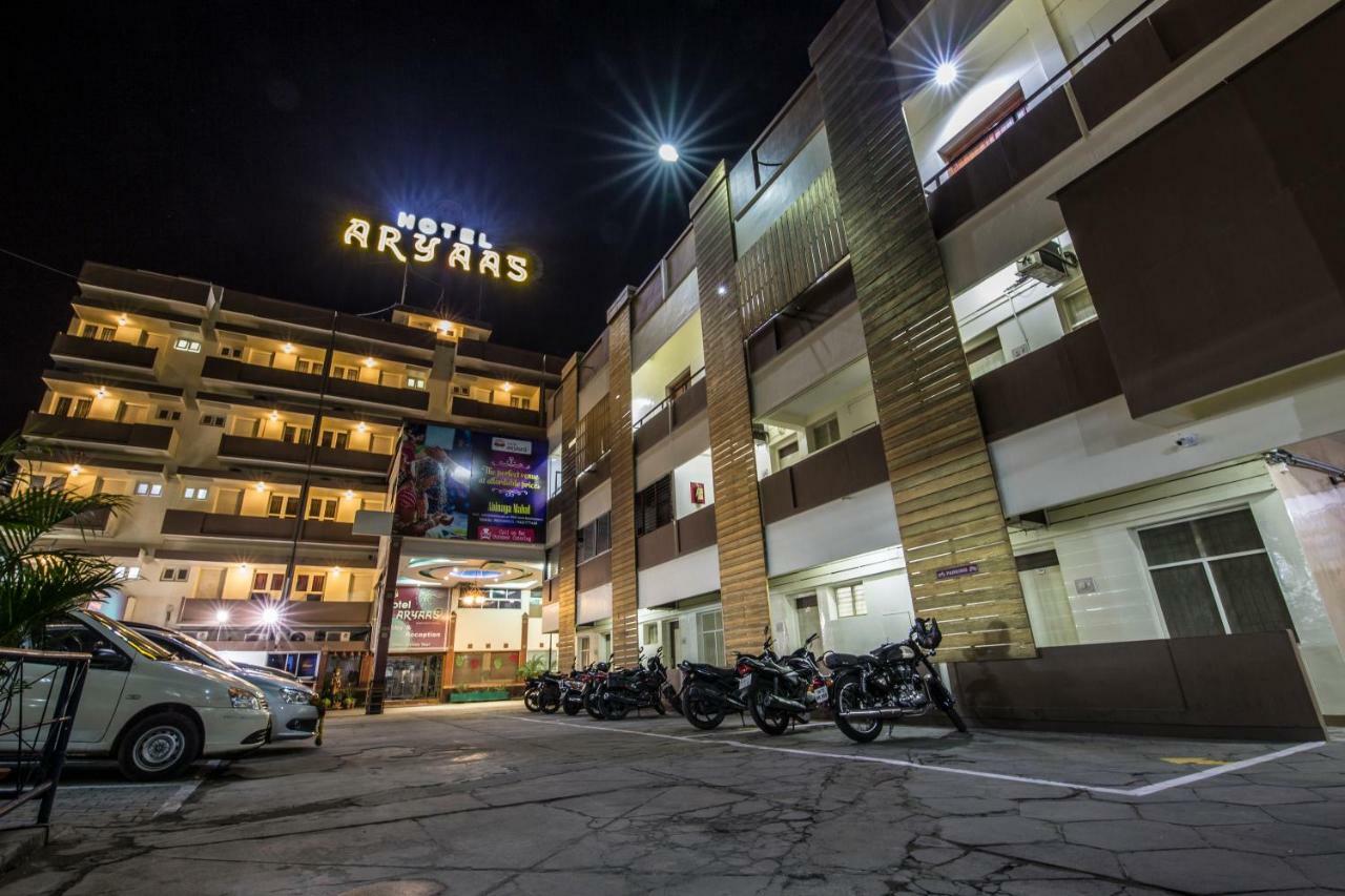 Hotel Aryaas Tirunelveli Buitenkant foto