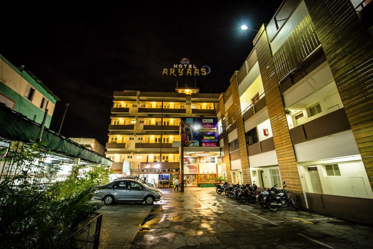 Hotel Aryaas Palayankottai Buitenkant foto
