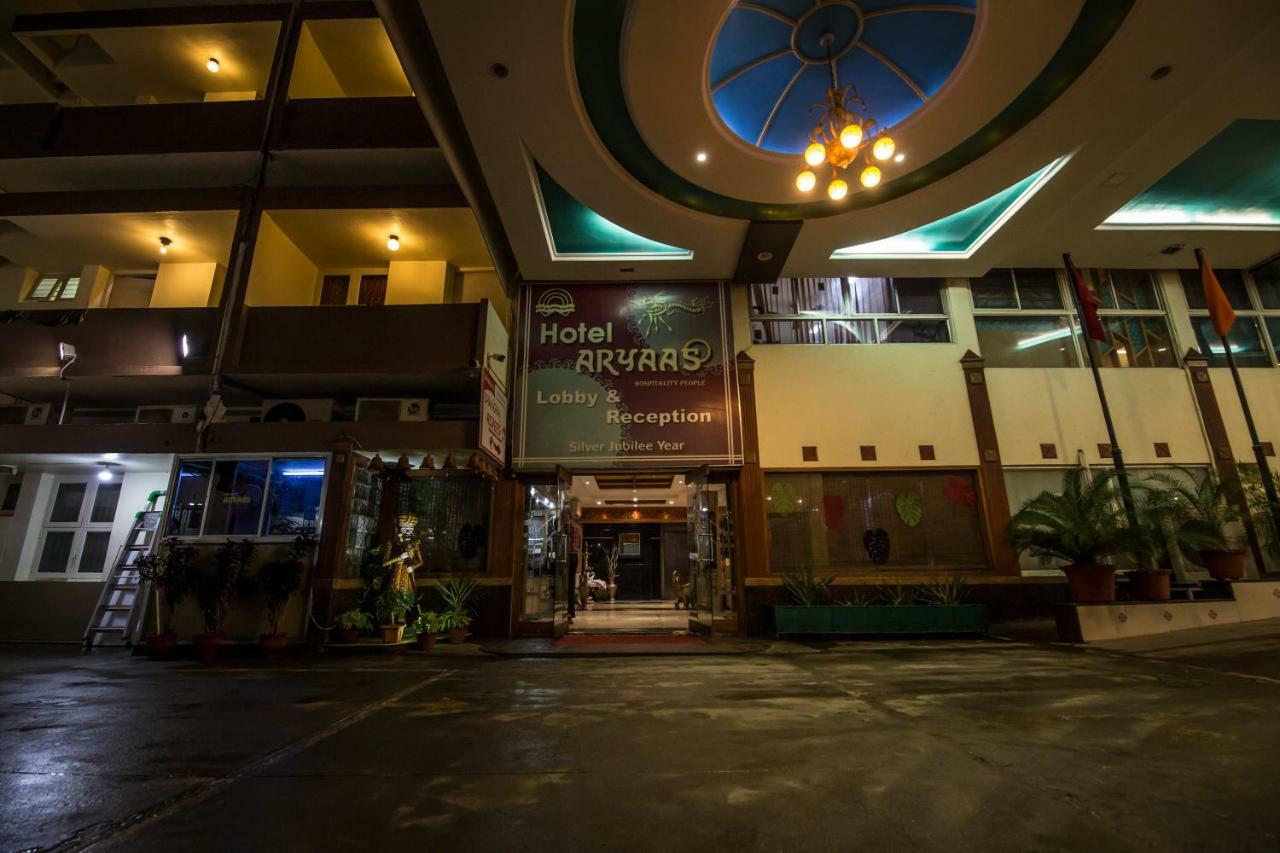 Hotel Aryaas Palayankottai Buitenkant foto